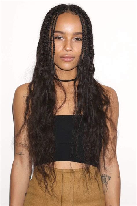 gros plan, zoe kravitz, à, boîte, bouclé, tresses, fin, porter, noir ...