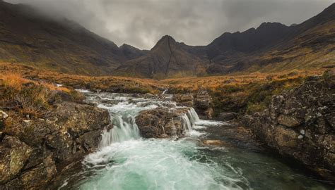 Bad weather at the Fairy Pools on Isle of Skye. [OC] [5472 × 3117] : r ...