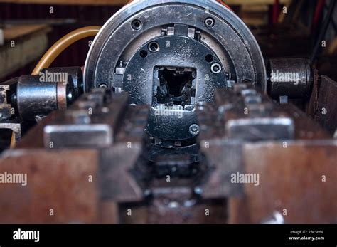 Thread Cutting Machine 的图像结果