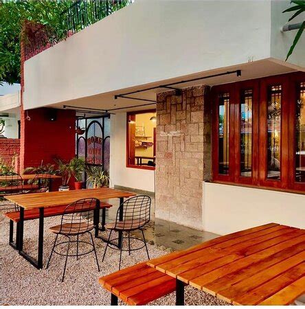 COUNTRY EXPRESS HOME CAFE & ROOFTOP LOUNGE, Kota - Restaurant Reviews ...