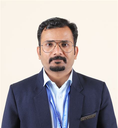 BFA Course/Colleges in Pune, Fine Arts Degree Colleges | DYPIU