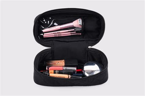 Buy Travel/Cosmetic Organiser bags Online - Spruce India