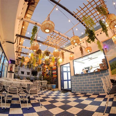 Make The Best Of The Romantic Weather! Top 10 Rooftop Restaurants In ...