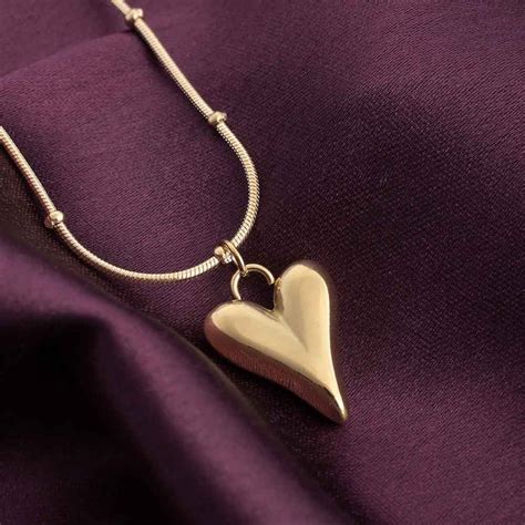 Buy Heart Ball Chain Pendant | Gold Plating – PALMONAS