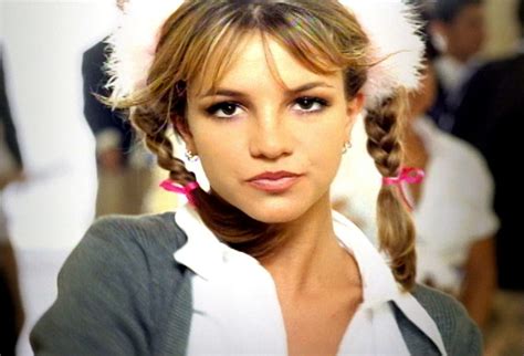 Britney Spears Net Worth 2022 - The Multitalented Singer - Market Share ...