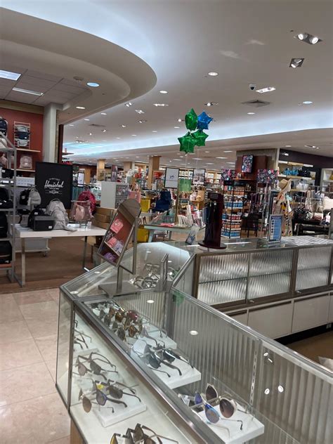 DILLARD'S - 230 Towne Center Loop, Southaven MS - Hours, Directions ...