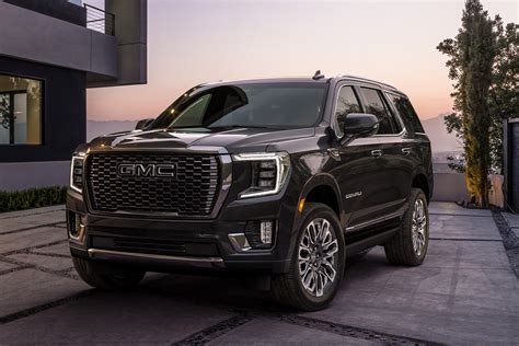 2023 GMC Yukon Denali Ultimate SUV | Uncrate