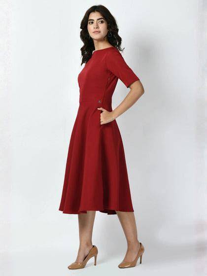 Exude Grace Puff Sleeves Sheath Dress (Black)
