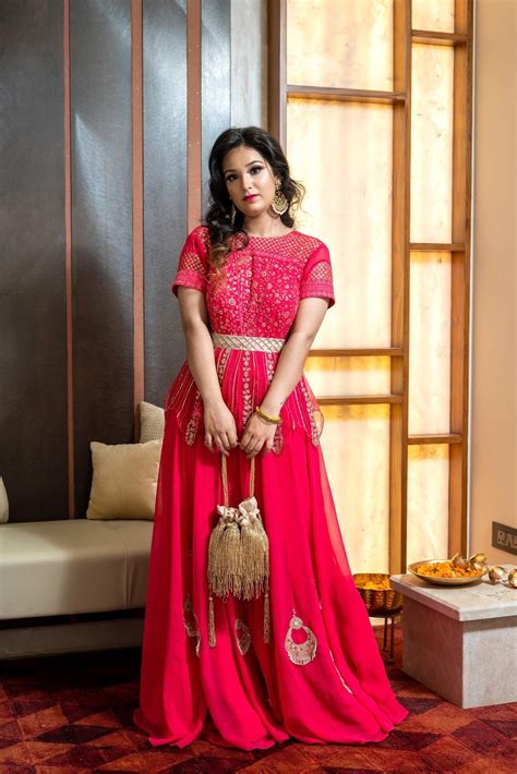 Cleopatra Collection: Antique Gold Tassels Potli