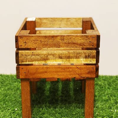 Wood Stand - BuildHUB