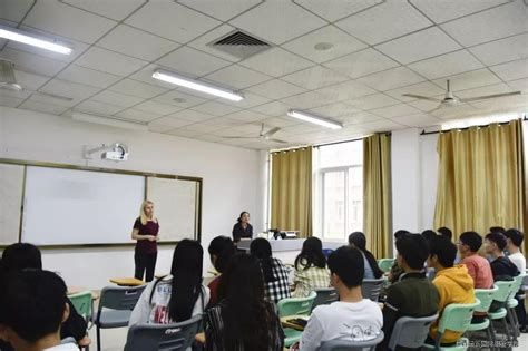 深圳蛇口外籍人员子女学校接收一民办学校，将开设中英双语班|界面新闻