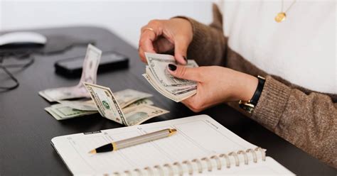 Teller Job Description