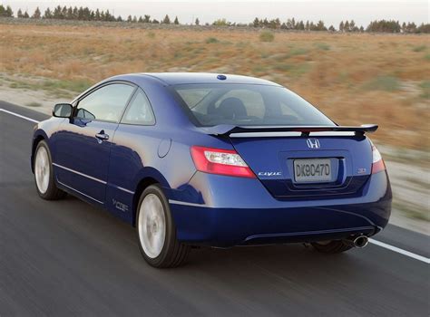 Here’s What You Need To Know Before Buying An 8th-Gen Honda Civic Si