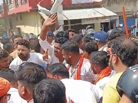 Protest in Jabalpur over alleged mosque construction on temple land ...