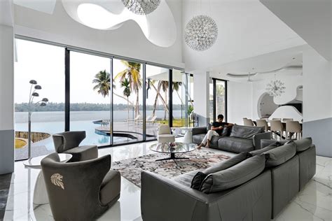 Kozhikode: In this riverside bungalow, nature is the nearest neighbour ...