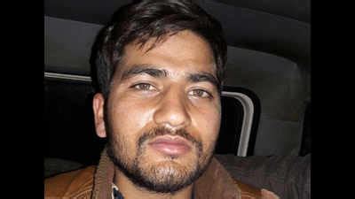 Wanted criminal arrested for murder of two accomplices, robbing ...