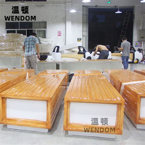 玻璃钢户外家具让家更灵动舒适 - 深圳市温顿艺术家具有限公司