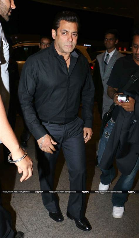 Frequent Flyers: Salman Khan, Shraddha Kapoor, Bipasha Basu: Photos ...