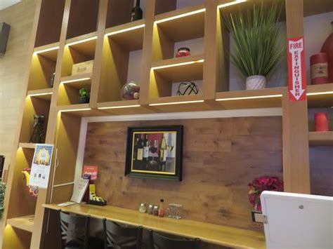 Delicious Pizza at the SF Metreon and Movie Theater - Reviews, Photos ...