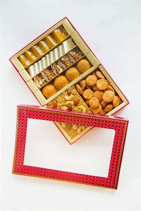 Classic Combo Pink Box 4+2 800Gm – Kesar Sweets