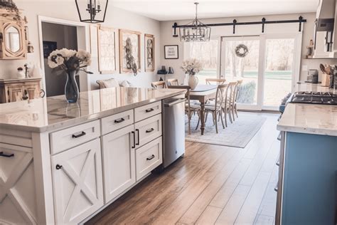 Modern Farmhouse Kitchen Lighting