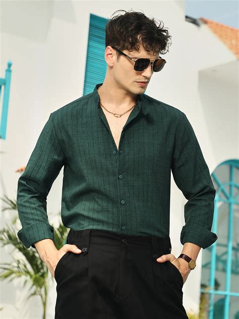₹899 | Campus Sutra Men's Emerald Green Pinstriped-Tactile Shirt ...