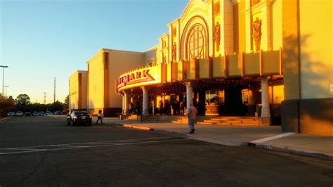 Movie Theater «Cinemark 16», reviews and photos, 15171 Crossroads Pkwy ...