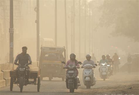 Delhi’s Air Quality Remains In ‘Poor’ Category Ahead Of Diwali ...