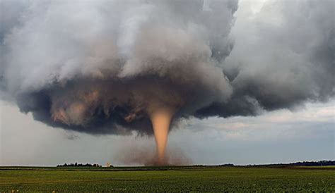 Tornadoes Documentary 的图像结果