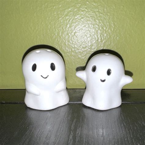 Cracker Barrel Halloween 2023 Ghost Salt and Pepper Shakers Set ...