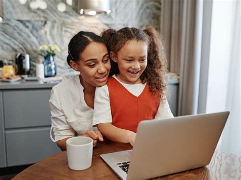 Parents Use Internet 的图像结果