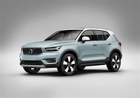 Brits to Make World Record Attempt for Longest Parade of Volvo Cars ...