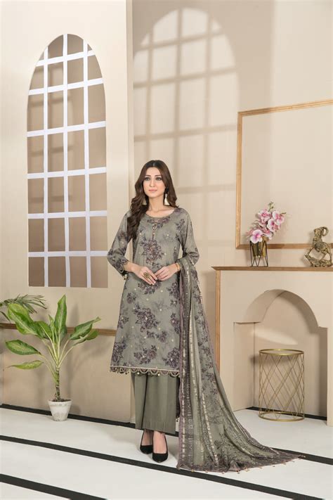 Tawakkal Farzin Lawn Collection 2022 – D-7074 – YourLibaas
