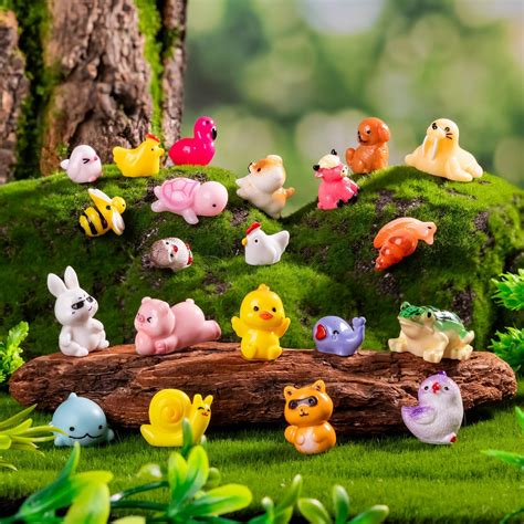 Amazon.com: jrootouh 41pcs Mini Resin Animal 41 Styles Figures Bulk ...