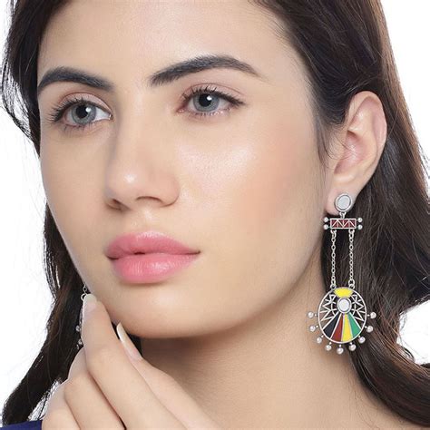 Rabaari Circles Drop Earrings – VOYLLA