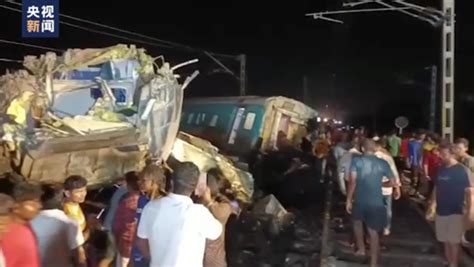 印度东部奥迪沙邦列车脱轨相撞事故已造成207死900伤_腾讯新闻