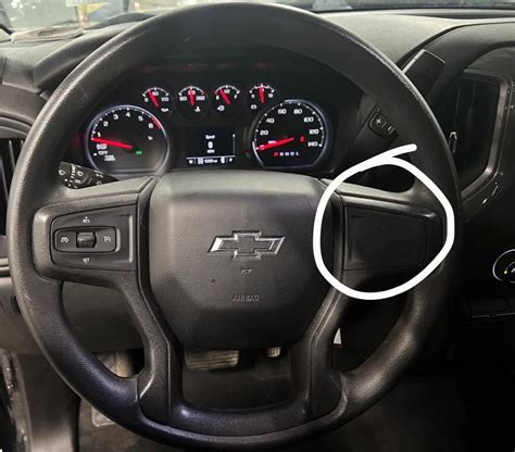 Steering Wheel Controls : r/Silverado