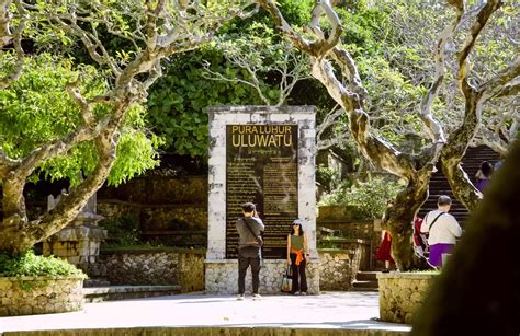 The Ultimate Guide to Visiting Uluwatu Temple: What You Need to Know - Article - Uluwatu Temple