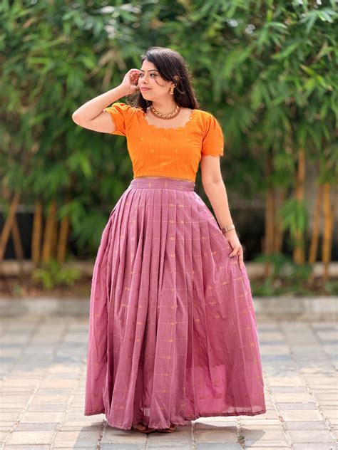 TOP & SKIRT – AarBee Attires