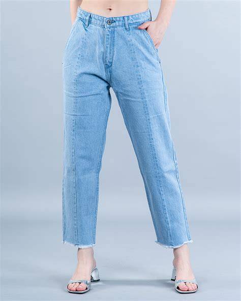 Buy Women's Light Blue Baggy Fit Jeans Online at Bewakoof