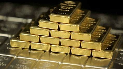 Gold prices drop by ₹1,500! Check 24 karat, 22 karat rates in Mumbai ...