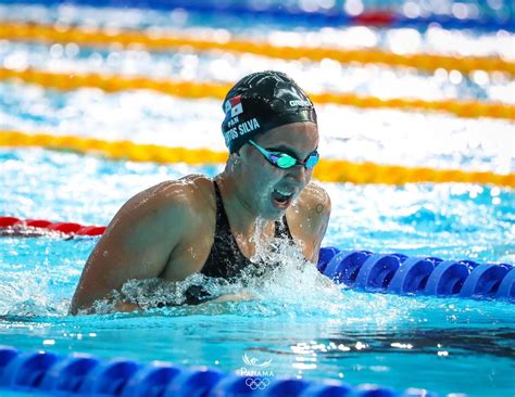 La nadadora panameña Emily Santos logra medalla de oro y récord ...