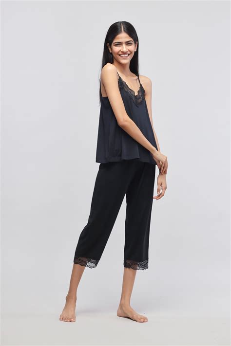 Delicate Black Lace Capri Set with Tank Top – NeceSera
