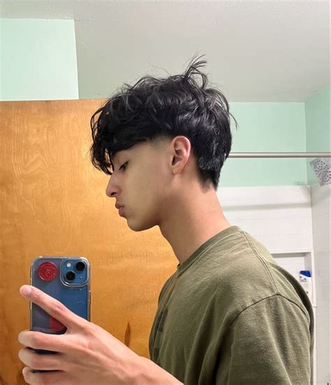 Pin on .-. | Haircuts for men, Wavy hair men, Men hair highlights