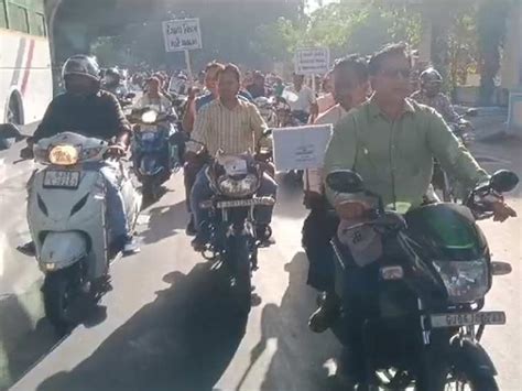 300 teachers joined on 250 bike-scooters for voting awareness Rally ...