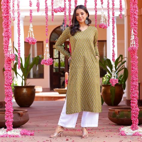 Iffat Mehndi Kameez – Kameez.co