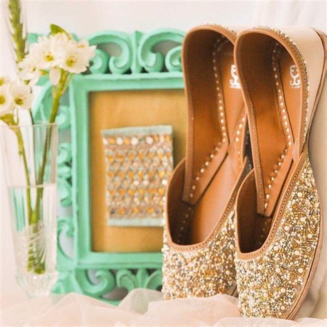 Latest Punjabi Juttis for the Desi Cinderella