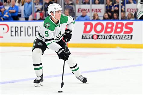 Dallas Stars trade tiers: Who can be dealt to upgrade the blue line ...
