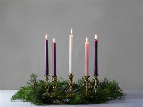 Advent Wreath And Candles Meaning (Colors, Symbols)