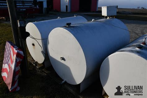 500-Gal Fuel Tanks W/Pump | Agriculture | BigIron